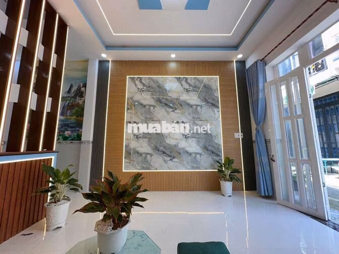 Nhà bán giá 575tr pháp. lý .chuẩn còn thương lượng
