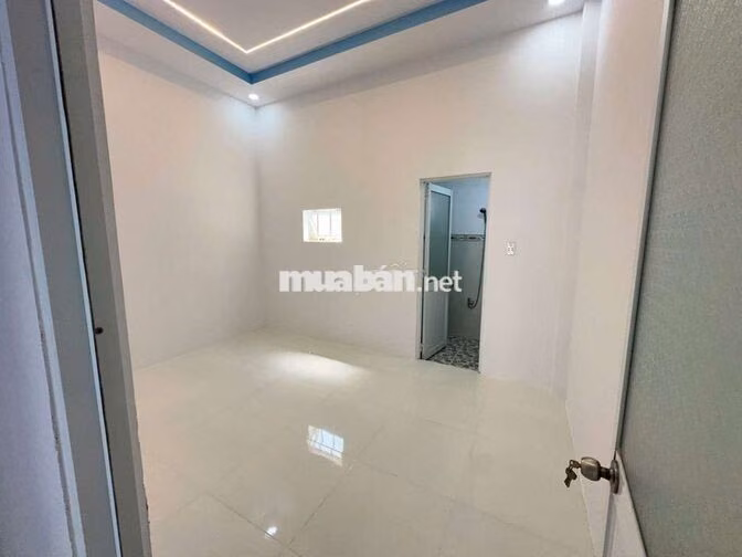 Nhà bán giá 575tr pháp. lý .chuẩn còn thương lượng