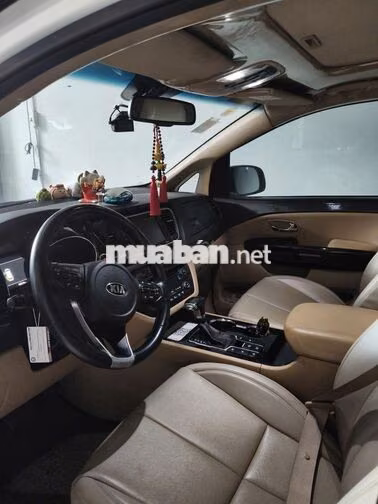 KIA Sedona 2019 Dầu Trắng