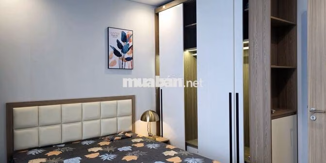 Cho thuê căn hộ VIP tầng cao, 2PN, căn góc view trực diện biển