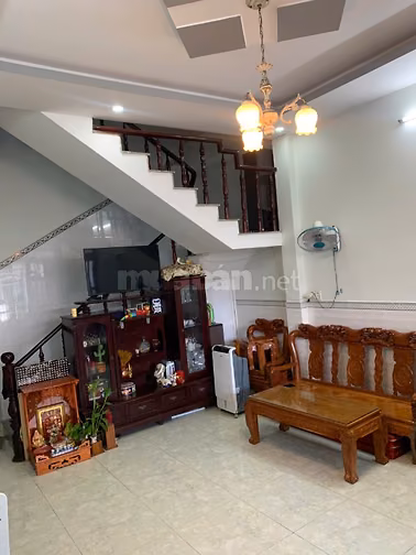 Cần bán căn nhà 1 trệt 1 lầu ở Long Trạch Gần KCN Cầu Tràm