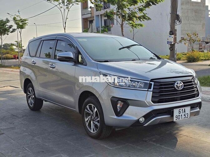 Toyota Innova 2.0E 2021 Bạc