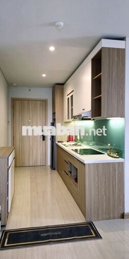Cho thuê căn hộ VIP tầng cao, 2PN, căn góc view trực diện biển