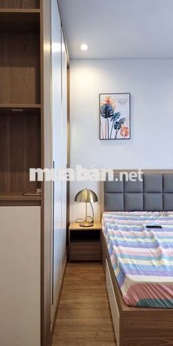 Cho thuê căn hộ VIP tầng cao, 2PN, căn góc view trực diện biển