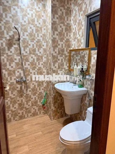 CHO THUÊ BIỆT THỰ 5PN+5WC QUẬN 7 TRỆT 2 LẦU  35 TRIỆU/ THÁNG