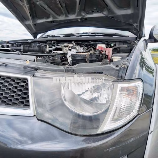 Mitsubishi Triton 2010 Số sàn Xám 5 chỗ