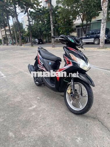 Yamaha Luvias XC Tự động Đen