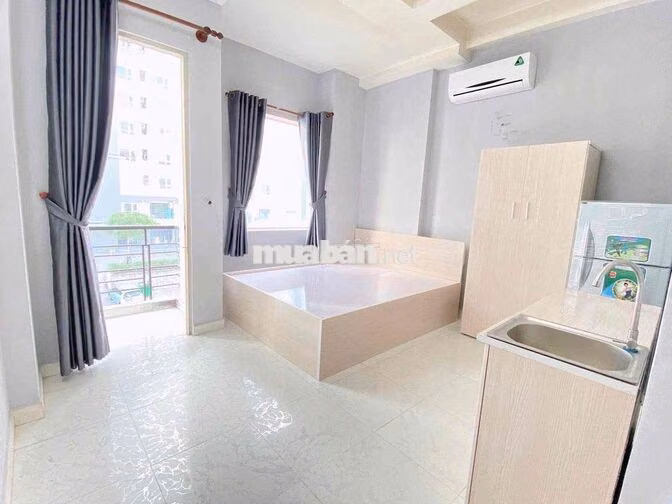 Trống Sẳn Studio bancol full nội thất ngay ParcMall