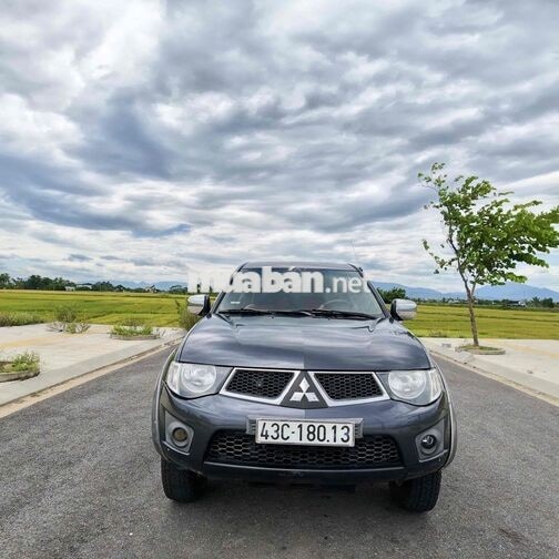 Mitsubishi Triton 2010 Số sàn Xám 5 chỗ