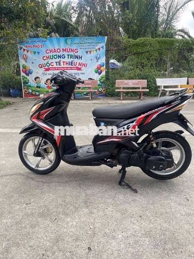 Yamaha Luvias XC Tự động Đen
