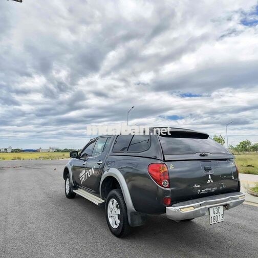 Mitsubishi Triton 2010 Số sàn Xám 5 chỗ