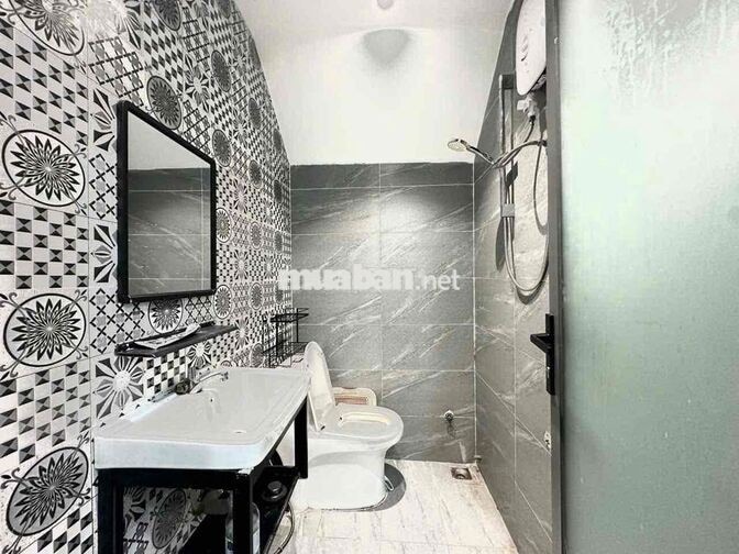CHO THUÊ PHÒNG CÓ GÁC FULL NỘI THẤT Ở TRUNG TÂM Q3 - GIÁ CHỈ 5x