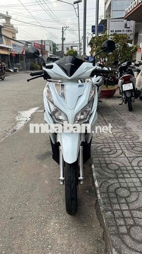 Honda Click Thái 2014 Trắng ( hỗ trợ góp )