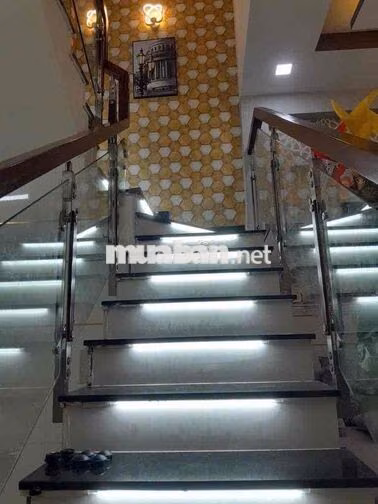 CHO THUÊ NHÀ HẺM XE HƠI 3 MÁY LẠNH FULL NỘI THẤT