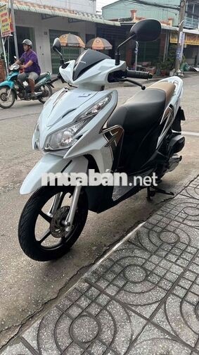 Honda Click Thái 2014 Trắng ( hỗ trợ góp )