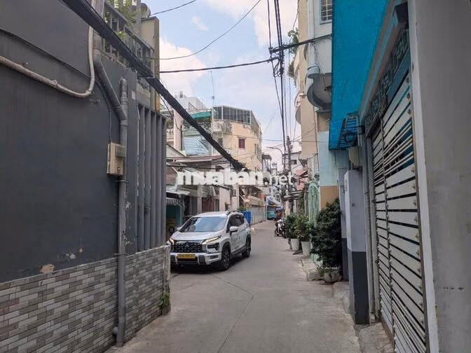 Cho Thuê Nhà Góc Hẻm Xe Hơi, / Ðiện Biên Phủ, P.11, Q.10. Gần Mặt Tiền