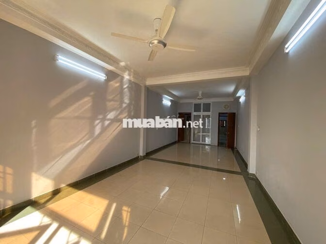 Bán và cho thuê nhà góc 2MT  320m2 ngay cổng Ga T3 – 4 tầng