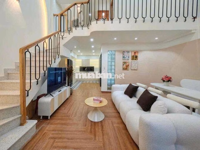 256✨ 🏡 CHO THUÊ NHÀ 3 TẦNG KIỆT RỘNG ĐƯỜNG 3/2