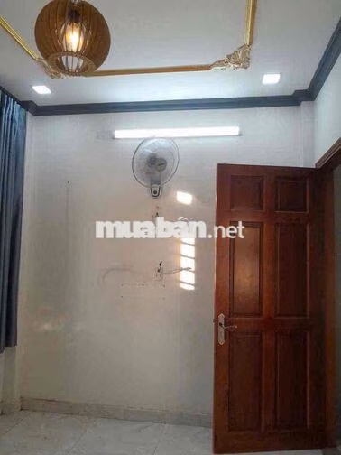 CHO THUÊ NHÀ HẺM XE HƠI 3 MÁY LẠNH FULL NỘI THẤT