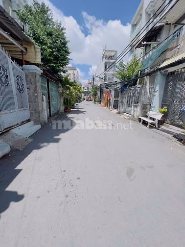 Bán nhà 162m2 ngay siêu thị Lotte nguyễn văn lượng đường thông 8m 17t