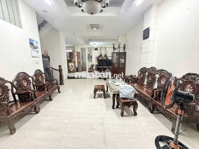BIỆT THỰ  ĐƯỜNG 17 NGAY NGÃ 4 BÌNH TRIỆU