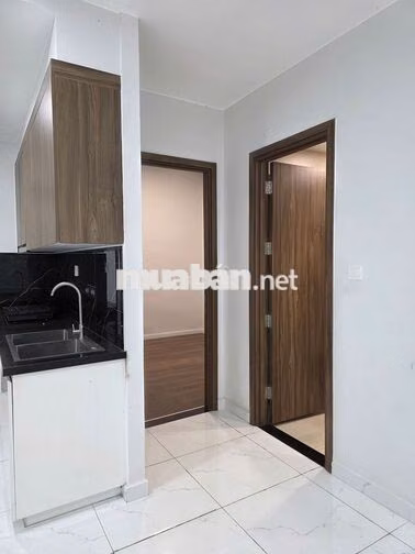 Bán nhanh căn 2PN2WC tại Opal Skyline 65m2 có ban công giá chỉ 2,2 tỷ
