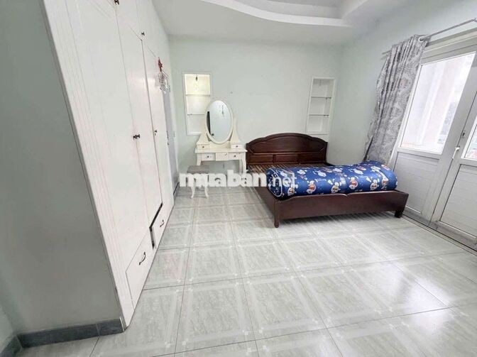 BIỆT THỰ  ĐƯỜNG 17 NGAY NGÃ 4 BÌNH TRIỆU