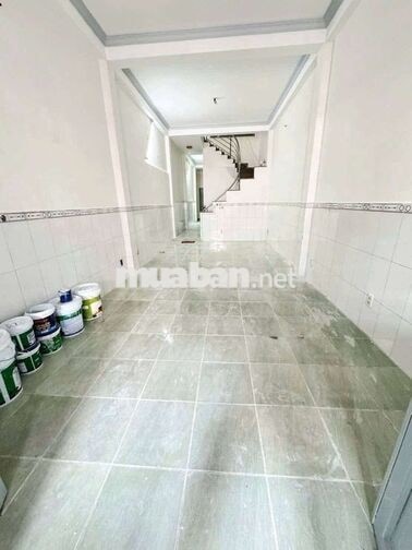 Mặt tiền Hiền Vương. Tân Phú (3p, 3wc). Dtsd 160m2