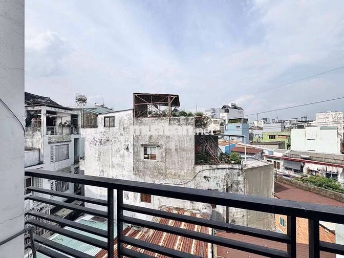 1PN tách bếp, ban công cách HVHK CS1 200m