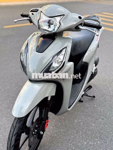 Vision 110i mẫu 2024 Bánh Lớn bản đặc biệt 7.000km