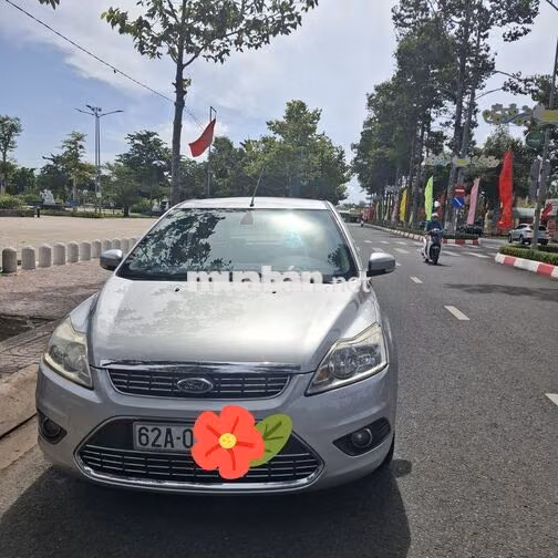 Ford Focus Ghia 2011 Số tự động Bạc