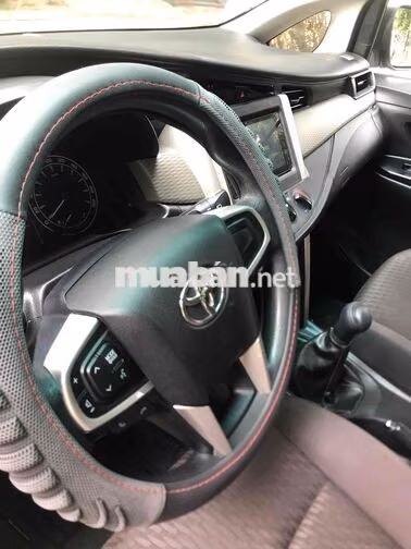 Toyota Innova E 2022 Số sàn Trắng