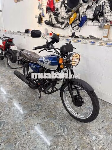 Honda CG125fi 2023 Xanh bạc 10.000 km