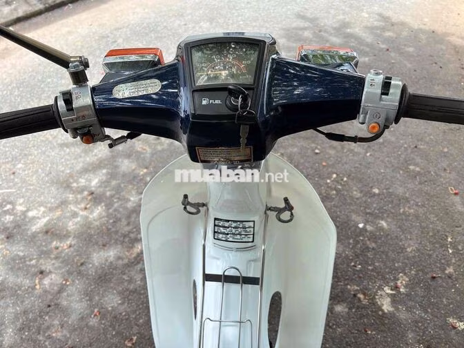 Honda Cub Thailand 50cc Xanh trắng