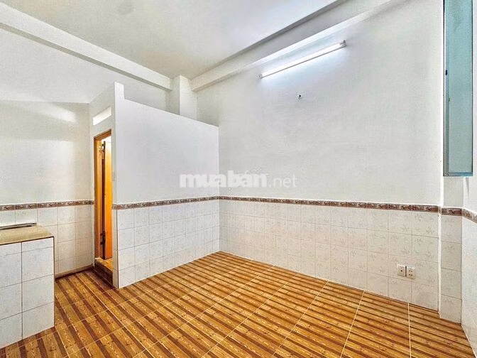 🔥PHÒNG STUDIO SẴN MÁY LẠNH GIÁ RẺ NGAY KHU PHAN XÍCH LONG