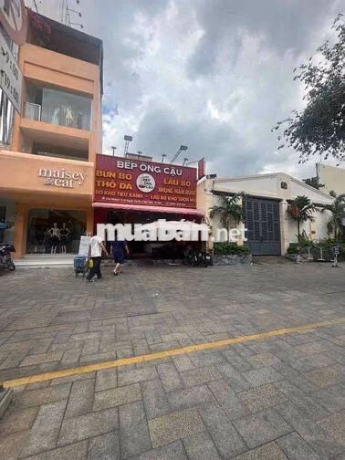 Cho thuê nhà MT Nguyễn Thái Học, Phường Cầu Ông lãnh Q1