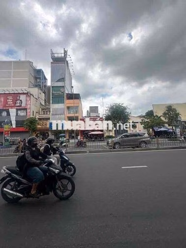Cho thuê nhà MT Nguyễn Thái Học, Phường Cầu Ông lãnh Q1