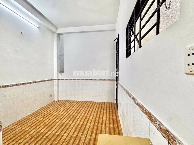🔥PHÒNG STUDIO SẴN MÁY LẠNH GIÁ RẺ NGAY KHU PHAN XÍCH LONG