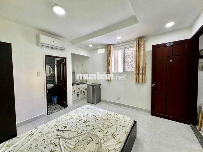 Cho Thuê Căn Hộ Cửa Sổ Full Nội Thất Rộng 25m2 Ngay Cầu Kiệu Q1