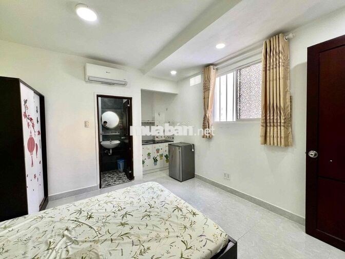 Cho Thuê Căn Hộ Cửa Sổ Full Nội Thất Rộng 25m2 Ngay Cầu Kiệu Q1
