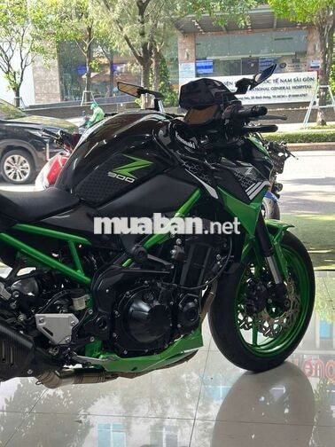 Kawasaki Z900 2023 Đen, Xanh lá 10.000 km
