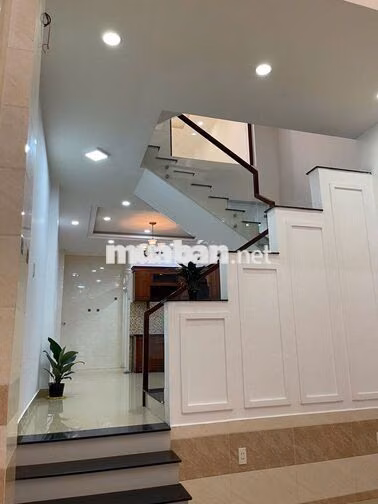 NHÀ PHỐ 5PN 4WC - KDC HỒNG ĐÀO - GẦN VẠN PHÚC CITY, THỦ ĐỨC