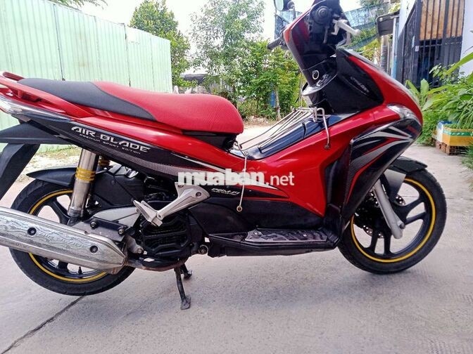 Honda Air Blade 2011 Đỏ đen