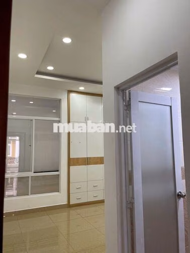 NHÀ PHỐ 5PN 4WC - KDC HỒNG ĐÀO - GẦN VẠN PHÚC CITY, THỦ ĐỨC