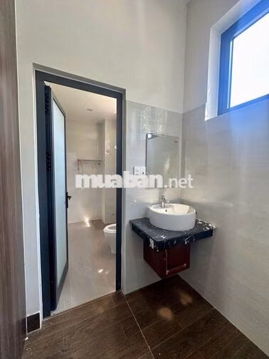 NHÀ 3 TẦNG MẶT TIỀN TRẦN ĐĂNG- MỚI- CÓ SẴN ĐIỀU HÒA