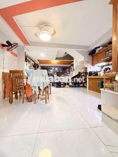 Nhà 5x33m 5 lầu 8PN - Bình Tân giá nhỉnh 5đ cho thuê 20tr/tháng