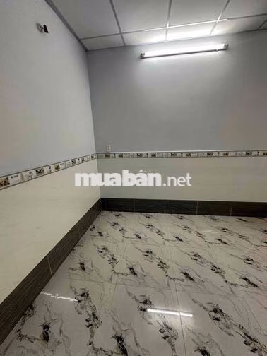 Cho thuê nhà để ở gia đình có 4 phòng ngủ 4 nhà vệ sinh
