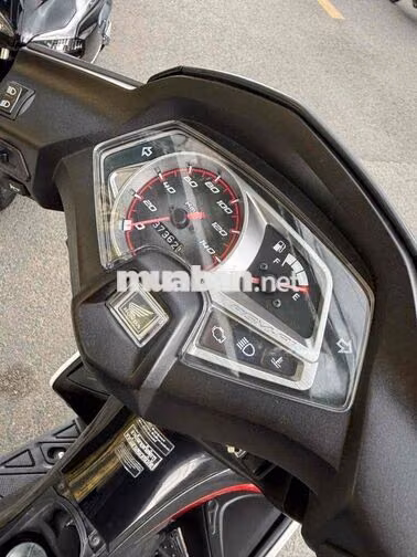 Airblade 110fi 2012 nhap Thái zin bstp 9 chủ