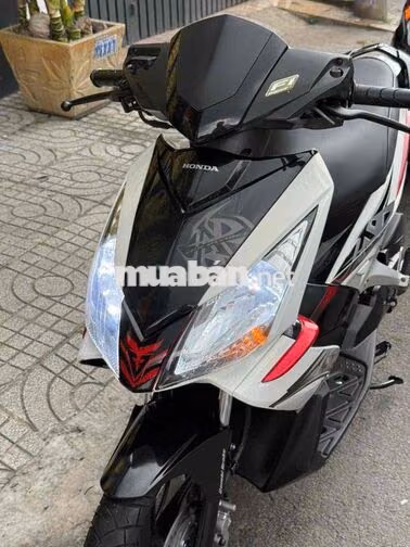 Airblade 110fi 2012 nhap Thái zin bstp 9 chủ