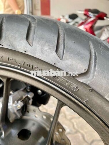 Honda WINNER V4 CBS 2025 odo 8.000 Km